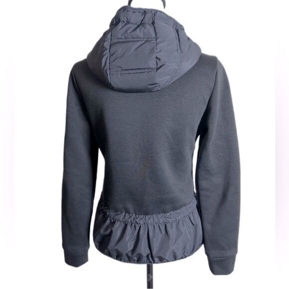 BCBGMaxAzria Black Quilted Zip Front Jacket size M. - Picture 4 of 9